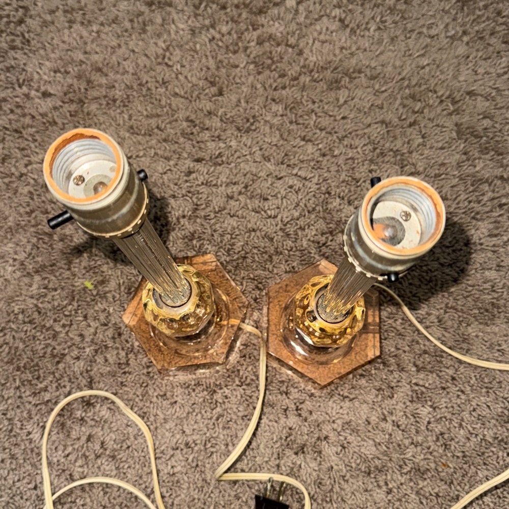 Set of 2 Vintage Glass Boudoir Lamps – 15” Tall - Picture 6 of 17